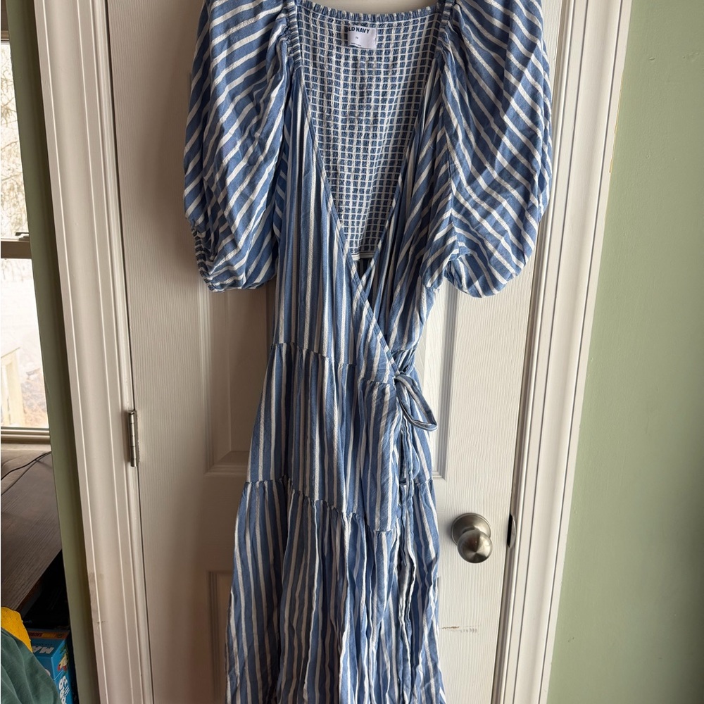 Old Navy Blue and White Striped 3/4 Sleeve Dress